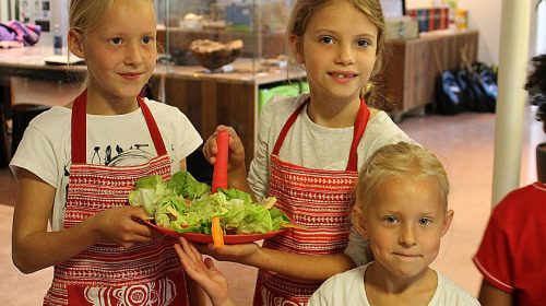 ‘Koken met jongeren in de Wereldkeuken’