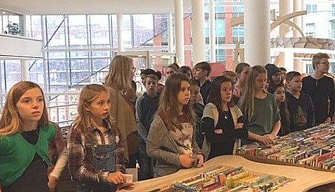 Brugklassers maken kennis met (meer dan een) bibliotheek De tweede verdieping