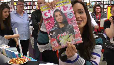 Signeersessie meidenblad Girlz met Bibi Breijman goed bezocht in Nieuwegein