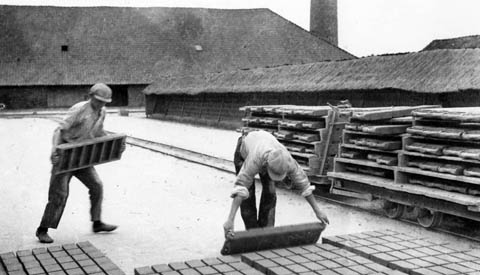 Demonstratie ‘Van klei tot baksteen’