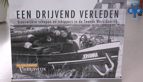 Video: Wethouder Martijn Stekelenburg neemt documentaire in ontvangst over Vreeswijk in WO II