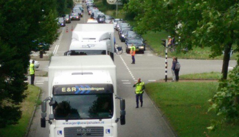 Blikschade na ongeval op de A.C. Verhoefweg