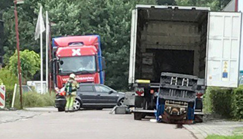 Heftruck valt om op de Gelderlandhaven