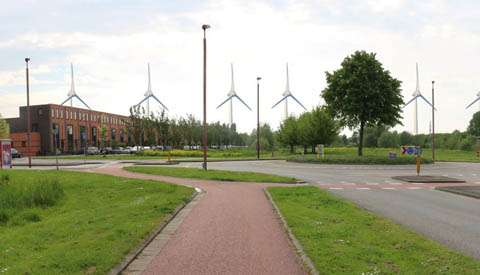 Windmolens en zonnevelden in polders Rijnenburg en Reijerscop