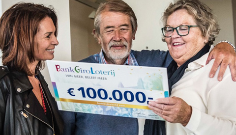Stel uit Nieuwegein wint 100.000,- euro bij de BankGiro Loterij