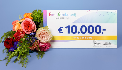 Inwoner uit Nieuwegein verrast met 10.000 euro van BankGiro Loterij