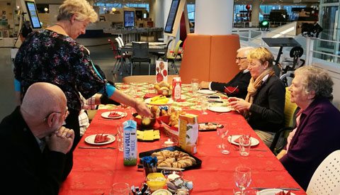 Voorleeslunch in de bibliotheek