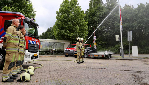 Brandweer herdenkt omgekomen collega’s