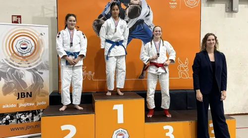 Nieuwegeinse jiu-jitsuka’s grossieren in medailles tijdens NK in Dordrecht