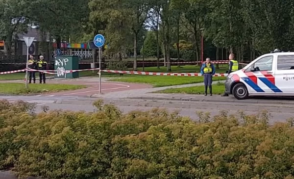 Maaltijdbezorger beroofd onder dwang van vuurwapen aan de Noordstedeweg