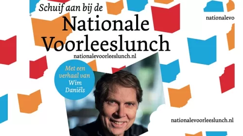 Burgemeester Marijke van Beukering leest voor tijdens Nationale Ouderendag