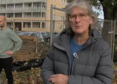 Uitdelen bomen Marieke Schouten