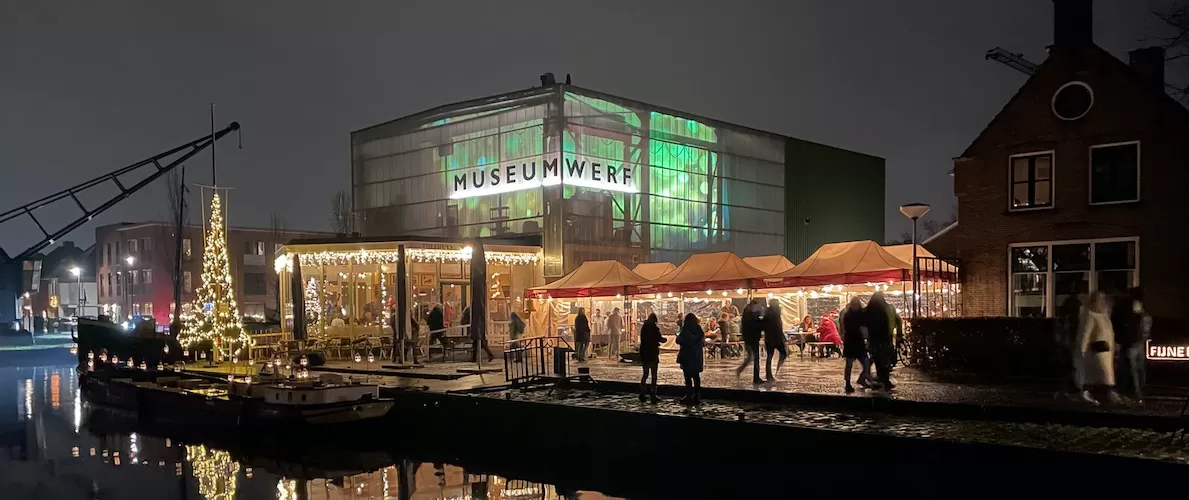 Museumwerf verlicht