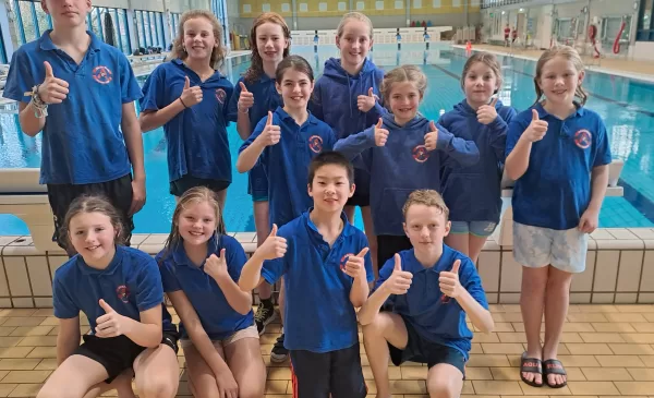 Jonge schoonspringers Aquarijn actief in Breda